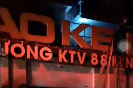 Cháy quán karaoke, hai vợ chồng tử vong