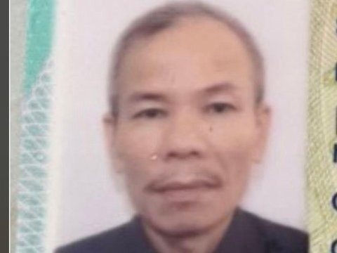 Đến Bệnh viện Tâm thần tìm người nhà, dùng dao đâm bảo vệ, khống chế Giám đốc