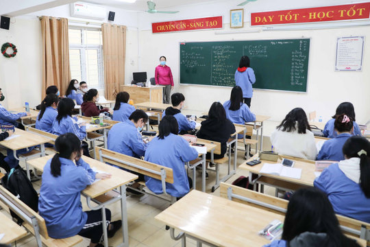 Khoảng 3 triệu học sinh dừng học trực tiếp vì COVID-19