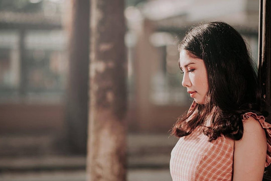 Trong những điều này, đàn bà càng phớt lờ đàn ông thì anh ta càng không thể buông tha cho bạn