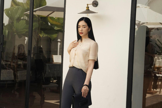 ‏Mai Thanh Hà hoá quý cô thanh lịch trong thiết kế của NTK Nguyễn Chí Nghĩa
