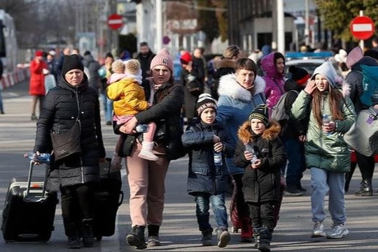 Đại hội đồng LHQ sẽ họp khẩn về tình hình Ukraine, EU siết chặt trừng phạt Nga
