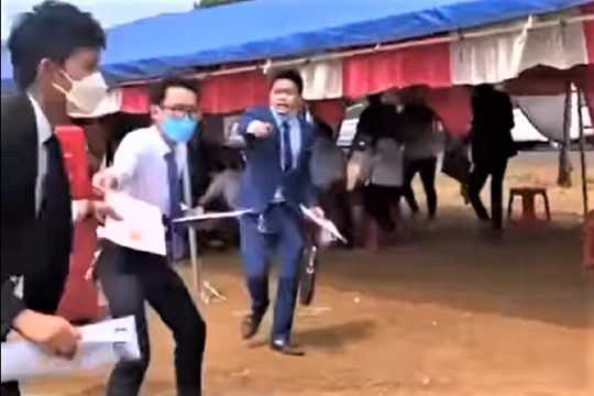 “Diễn trò” bán đất nền có vi phạm pháp luật?