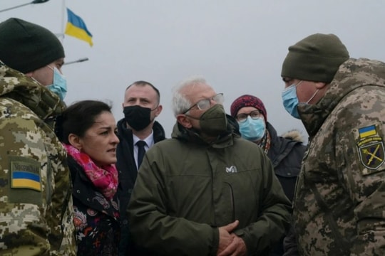 Tin vắn thế giới ngày 1/3: Ukraine chính thức đệ đơn xin gia nhập EU