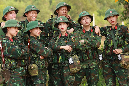'Sao Nhập Ngũ 2022' chính thức trở lại: Hòa Minzy vượt qua nỗi buồn chia tay bạn trai thiếu gia, tranh tài cùng Minh Tú