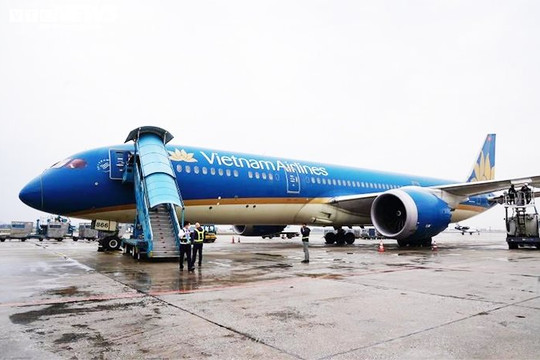 Sáng 7/3, chuyến bay đầu tiên đón công dân Việt Nam ở Ukraine về nước cất cánh