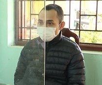Bắt đối tượng lừa đảo bằng hình thức chuyển tiền qua ngân hàng
