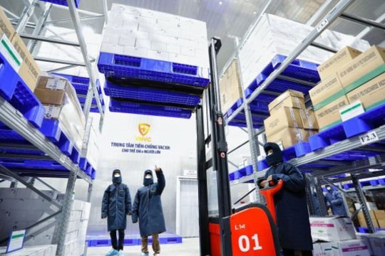 VNVC mang kho vắc xin hiện đại, cao cấp về với người dân tỉnh Thái Bình   