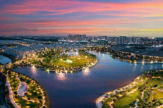 Các “cá mập” xoay chuyển dòng tiền đầu tư như thế nào?