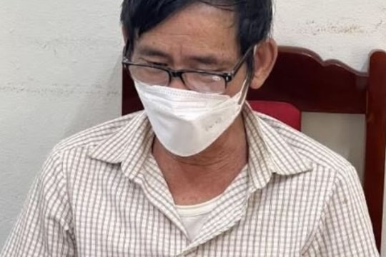 Đại biểu HĐND xã gây rối vì không được dự họp