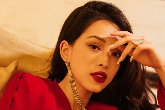 Á hậu Phương Nga nhiễm Covid-19