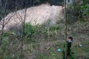 Phát hiện nhiều mảnh xương người tại chân cầu