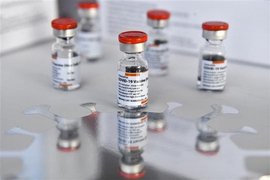 Tin vắn thế giới ngày 15/3: Philippines cấp phép sử dụng khẩn cấp vaccine ngừa COVID-19 của Sinovac cho trẻ em
