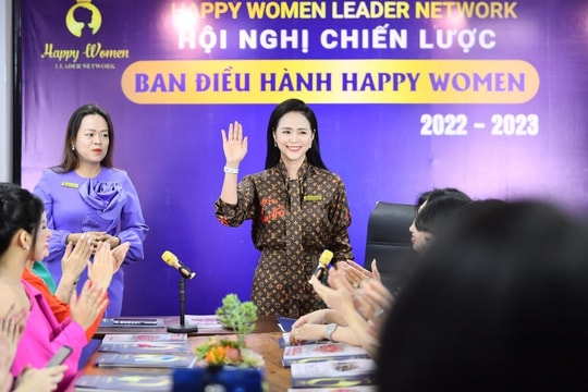 Nữ hoàng Hoa hồng Bùi Thanh Hương: “Lãnh đạo đừng ngủ quên trên chiến thắng”