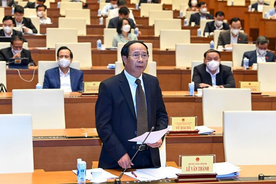 Phó Thủ tướng: Nhất định phải làm chủ mặt hàng xăng dầu và sản xuất trong nước