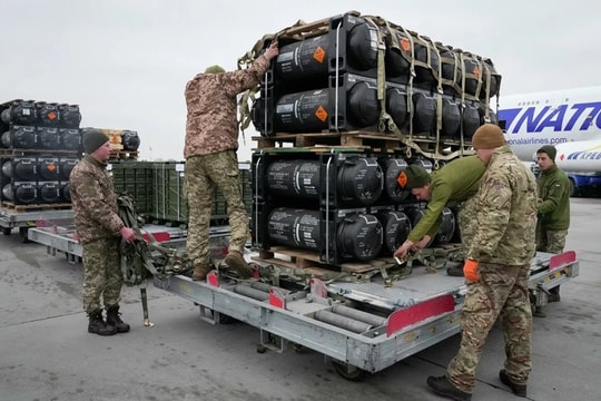 Tin vắn thế giới ngày 17/3: Mỹ thông báo viện trợ quân sự trị giá 1 tỷ USD cho Ukraine
