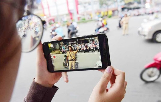 Đăng hình ảnh, video có hình của người khác lên mạng xã hội có vi phạm pháp luật?