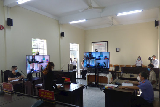 TAND Thị xã Tân Uyên: Triển khai xét xử trực tuyến