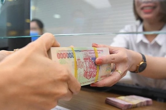 Tiền gửi của người dân tăng hơn 100.000 tỷ đồng trong một tháng