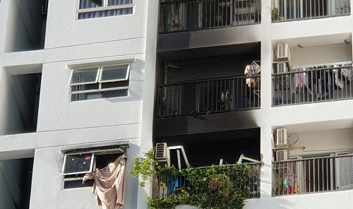 Cháy chung cư giữa đêm, 2 người tử vong