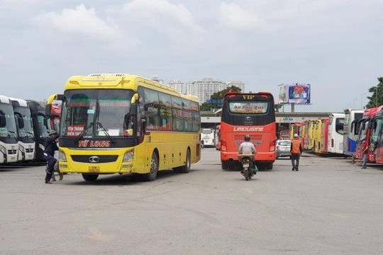Xe khách, tàu, thuyền “vùng đỏ” được hoạt động bình thường