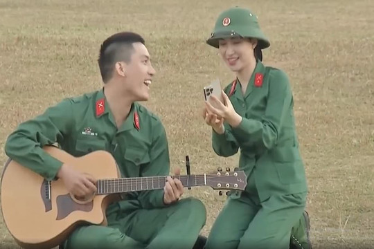Anh Tú được 'đẩy thuyền' cho Hòa Minzy sau màn song ca quá mức tình cảm