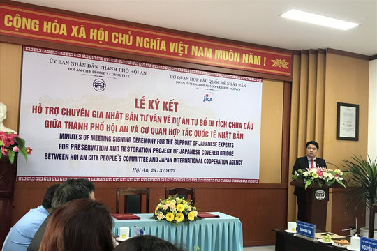 Chuyên gia Nhật Bản hỗ trợ tu bổ di tích chùa Cầu