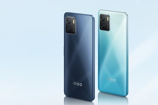vivo ra mắt smartphone iQOO U5x giá rẻ