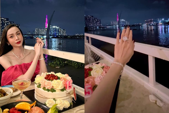 Lương Mỹ Kỳ bất ngờ khoe nhẫn kim cương 'siêu to khổng lồ', check-in cực sang chảnh trong ngày đặc biệt với 'nửa kia'