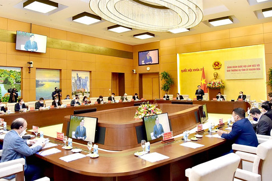 Chủ tịch Quốc hội chủ trì làm việc với Ban Thường vụ Tỉnh ủy Khánh Hoà