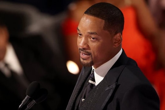 Will Smith lên tiếng xin lỗi sau màn bạo lực trên sân khấu Oscar