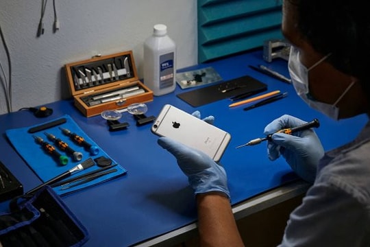 Apple sẽ không sửa iPhone bị báo mất