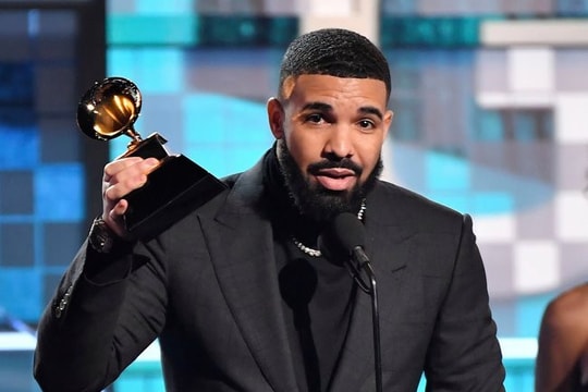 Drake rút 2 đề cử và thẳng thắn tẩy chay Grammy