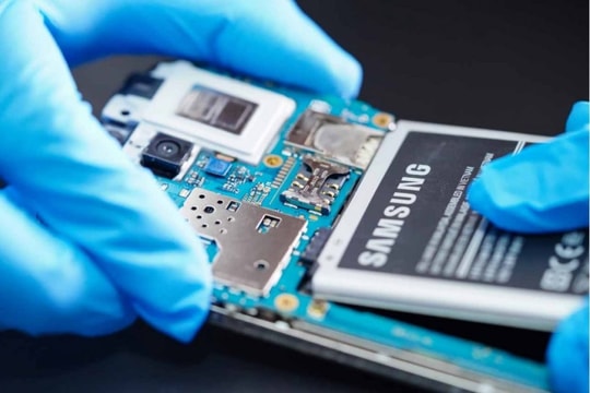 Samsung hợp tác iFixit ra mắt chương trình tự sửa chữa smartphone và tablet tại nhà