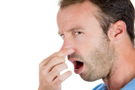 Nếu bạn có cảm giác này khi 'xì hơi', hãy cảnh giác: 'Tế bào ung thư' có thể đến một cách âm thầm, vì vậy đừng bất cẩn!