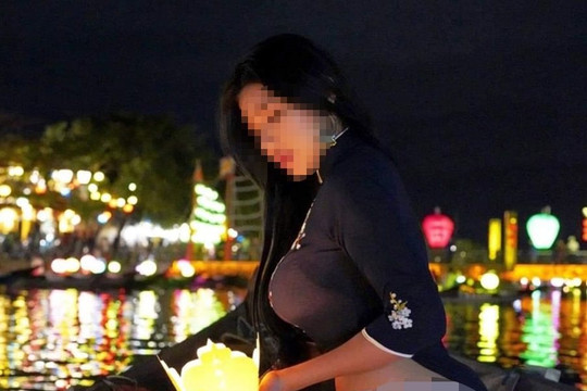 Nữ du khách khoe “vòng 3” phản cảm ở Hội An lên tiếng xin lỗi