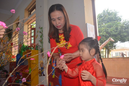 Thứ trưởng Bộ GDĐT: Đề nghị các địa phương quan tâm tới hệ thống giáo dục mầm non ngoài công lập