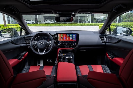 Lexus NX 2022 chào khách Việt với giá từ 3,01 tỷ đồng