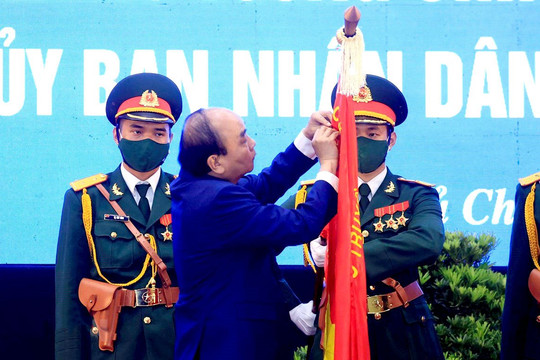Chủ tịch nước trao tặng Huân chương Lao động hạng Ba cho huyện Củ Chi