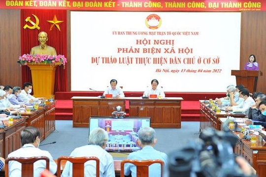 Thể chế hóa quan điểm của Đảng về phát huy quyền làm chủ của nhân dân
