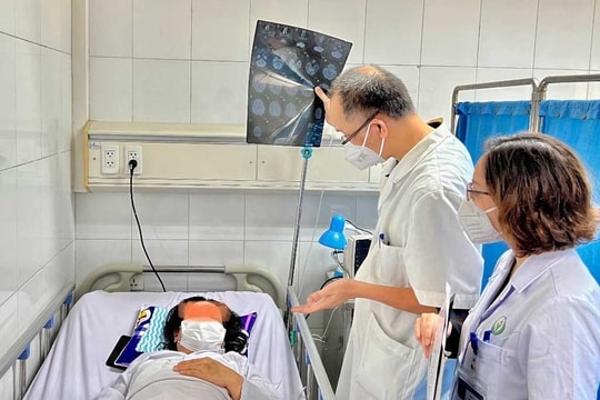 Người phụ nữ co giật, suýt mù mắt sau tiêm filler nâng mũi ở spa