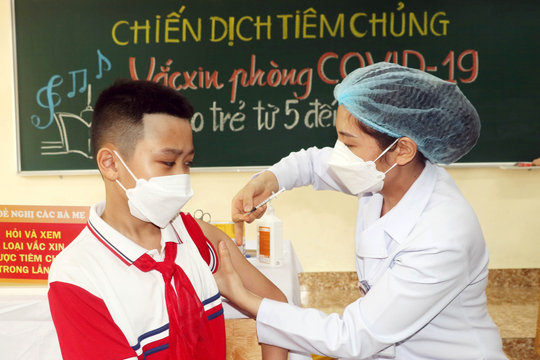Những khuyến cáo của cơ quan y tế cho trẻ tiêm vaccine phòng COVID-19