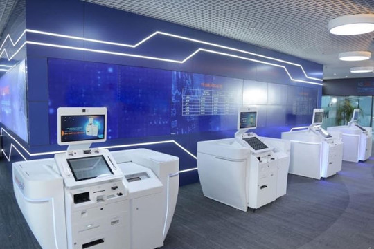 Tập đoàn Công nghệ Unicloud tiên phong cung cấp giải pháp máy giao dịch ngân hàng tự động STM  