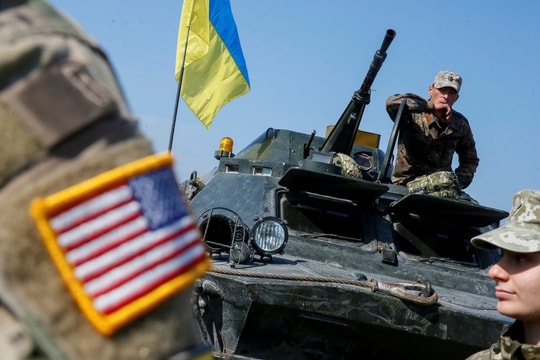 Lầu Năm Góc: Chuyến hàng đầu tiên trong gói viện trợ quân sự mới đã đến Ukraine