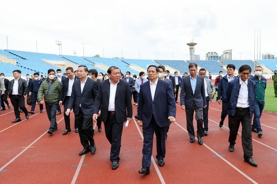 Thủ tướng động viên đoàn thể thao Việt Nam, kiểm tra công tác chuẩn bị SEA Games 31