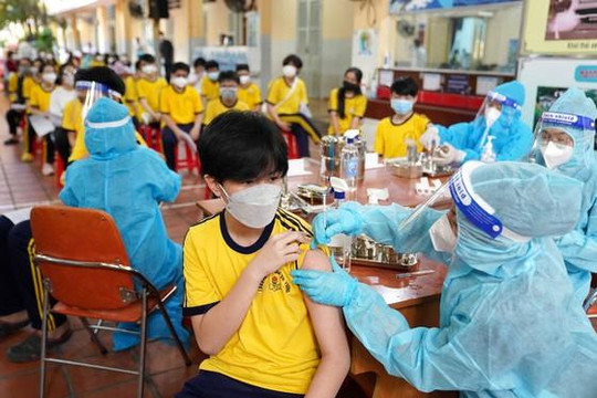 Đẩy mạnh tiêm vaccine phòng COVID-19 cho trẻ em, xây dựng kế hoạch tiêm mũi 4