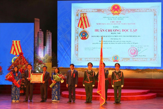 Quảng Trị: Thành phố Đông Hà đón nhận Huân chương Độc lập hạng Nhì