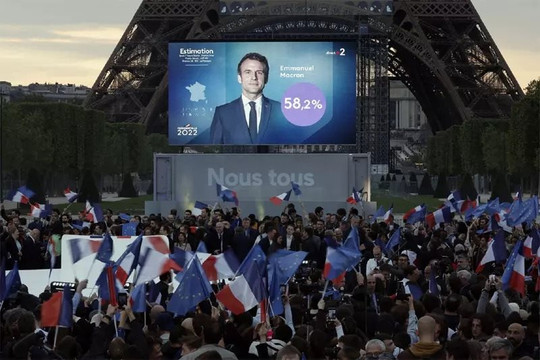 Lãnh đạo Việt Nam chúc mừng ông Emmanuel Macron tái đắc cử Tổng thống Pháp
