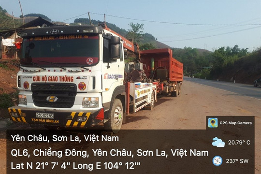 Hốc cứu nạn cứu xe tải mất lái trên đèo Chiềng Đông