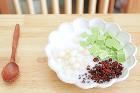 Cách làm chè pudding matcha đậu đỏ giải khát mùa hè, cả nhà ăn mãi không chán